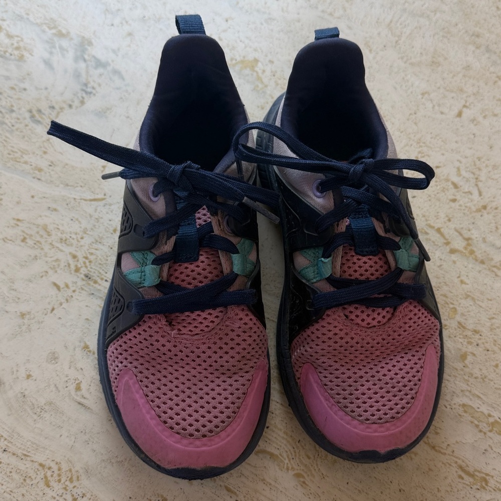 Target Navy and pink Sneakers girls size 13 - Picture 2 of 10